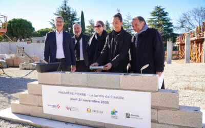 POSE DE LA PREMIÈRE PIERRE | MAUGUIO – Le Jardin de Castille